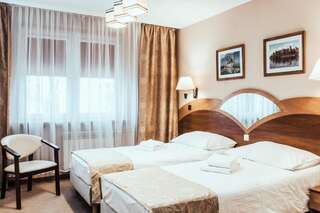 Отель Cumulus Hotel Бендзин Двухместный номер с 1 кроватью или 2 отдельными кроватями-9